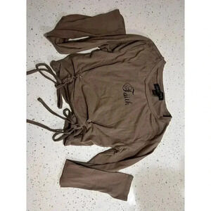 derek heart junior ong sleeve crop top "faith" size small